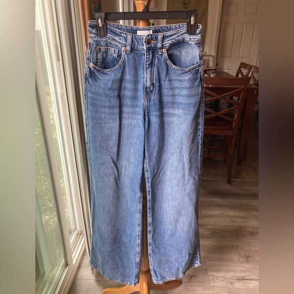 H &M Loose-fitted Wide Regular Denim Blue Jeans (4) - Picture 5 of 8